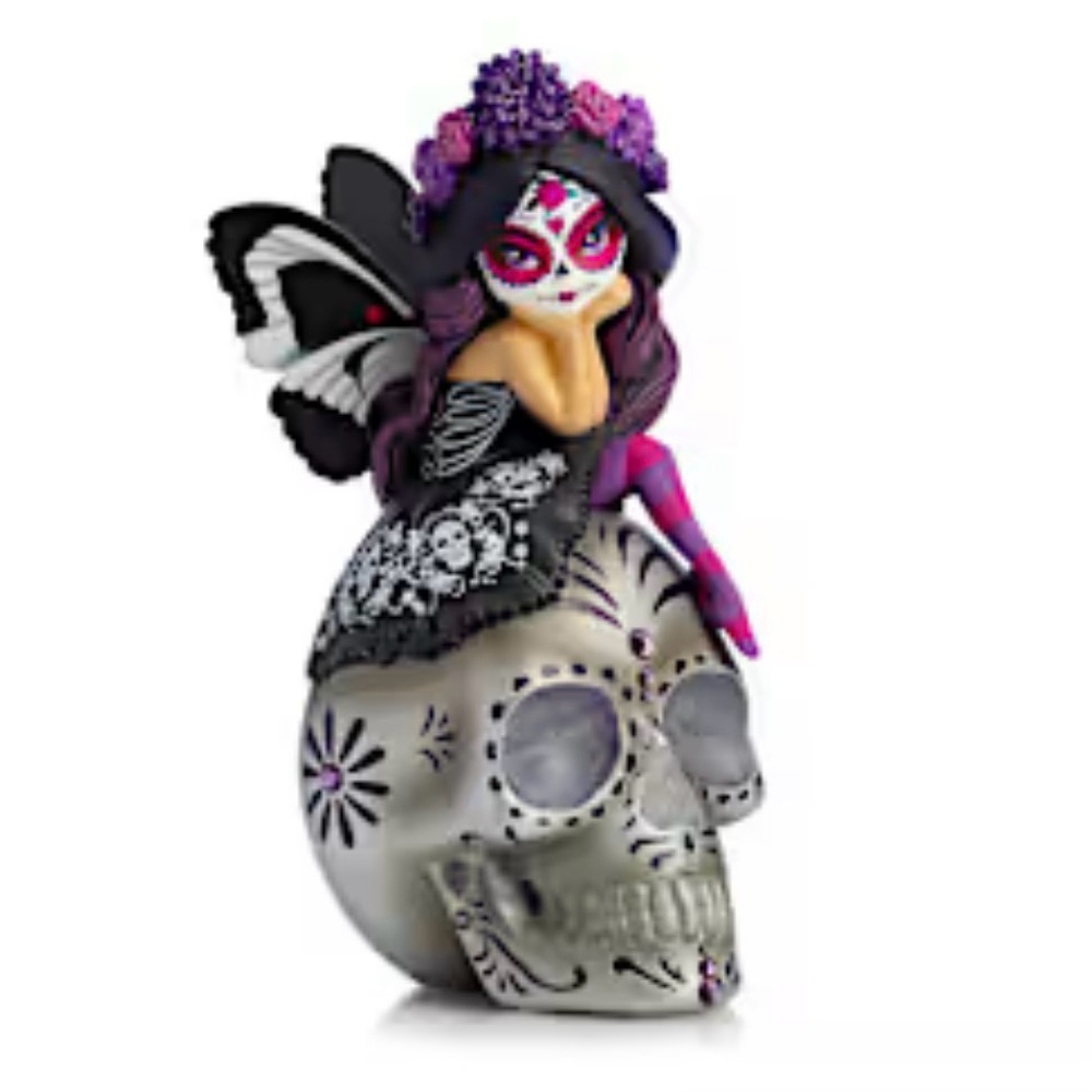 2018 Jasmine Becket-Griffith Spirit Of the Dearly Loved Skull Glow In The Dark